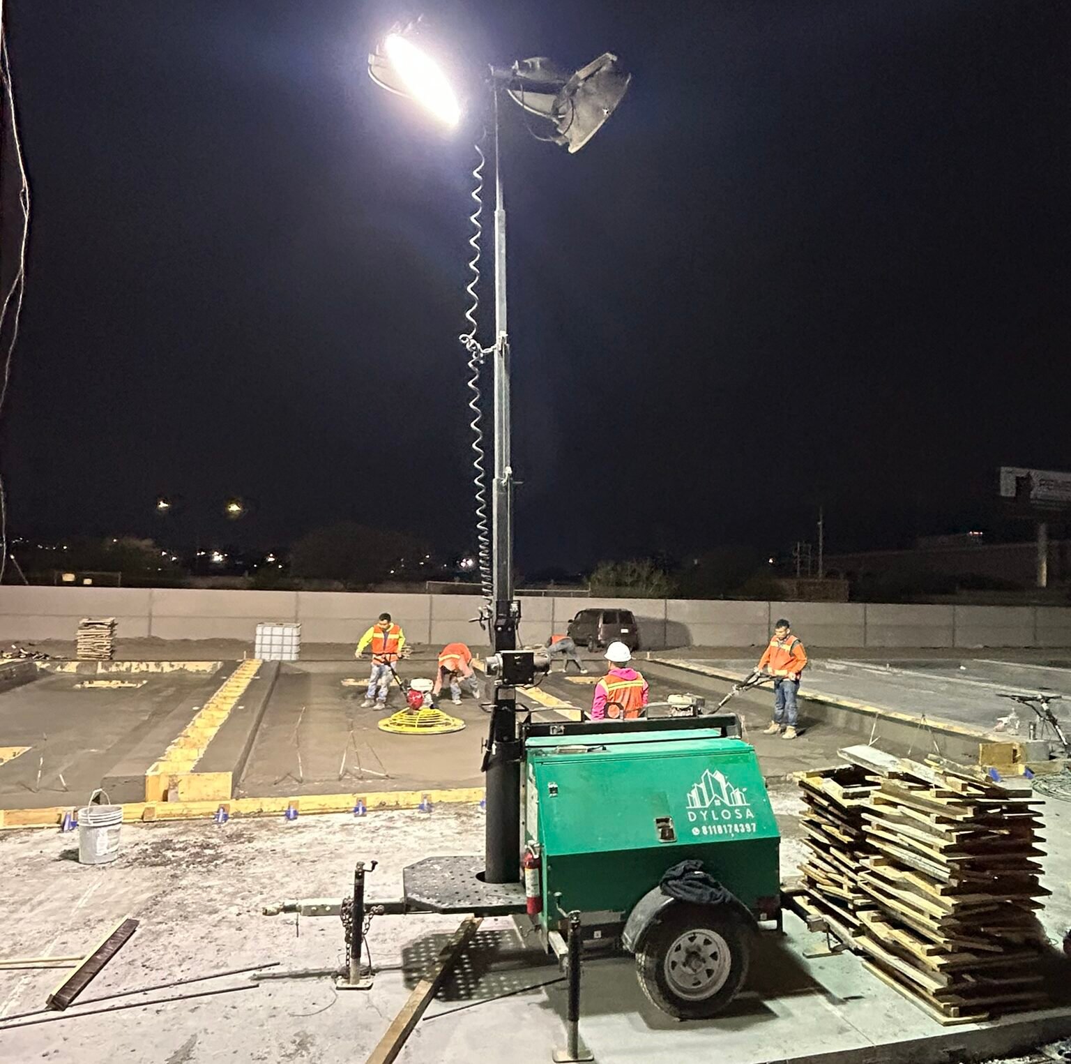 Renta de Torres de Iluminación ✅